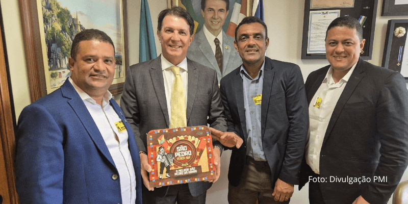 Em Brasília, prefeito Saulo Islan visita gabinete do deputado federal Arthur Maia